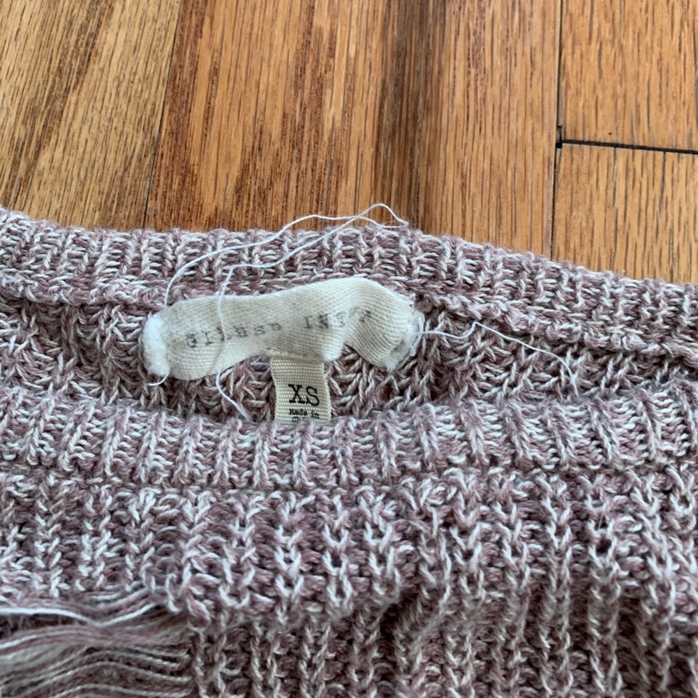 Distressed Sweater - Picture 5 of 5